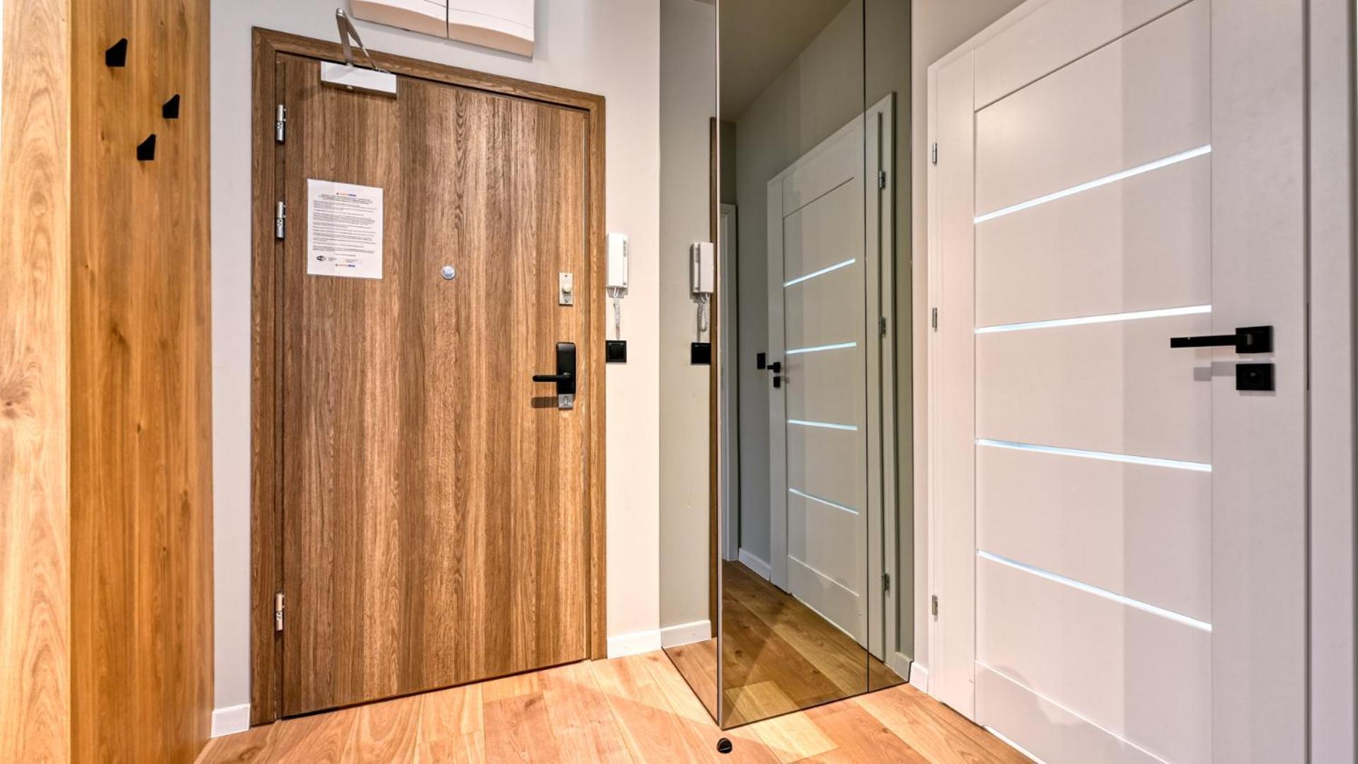Apartamenty Z Basenem I Saunami Stone Hill Resort II Vip Centrum By Royal Aparts Szklarska Poręba Εξωτερικό φωτογραφία